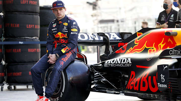 Max Verstappen (Red Bull) - F1 Tyre with Stand